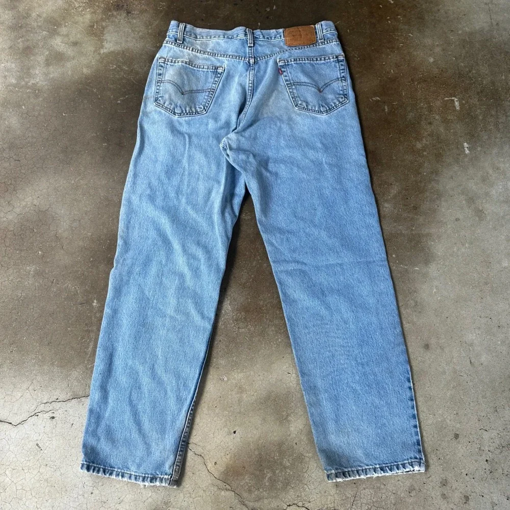 Levi's 550 Relaxed Fit Jeans Men 36x32 Light Wash Blue Good Vintage Denim